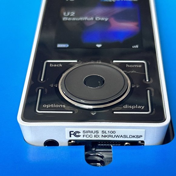 Sirius Stiletto 100 Portable Satellite Radio SL100PK1R Sealed Box Mp3 Player - Picture 7 of 15